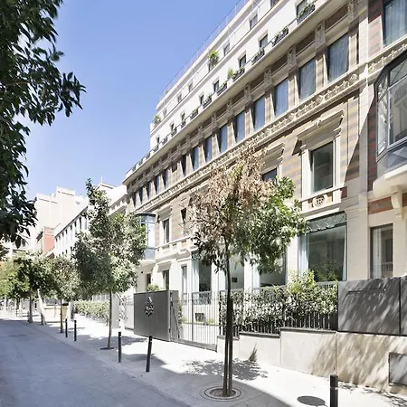 Murmuri Mercader Aparthotel