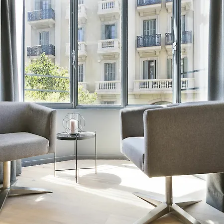 Murmuri Mercader Aparthotel