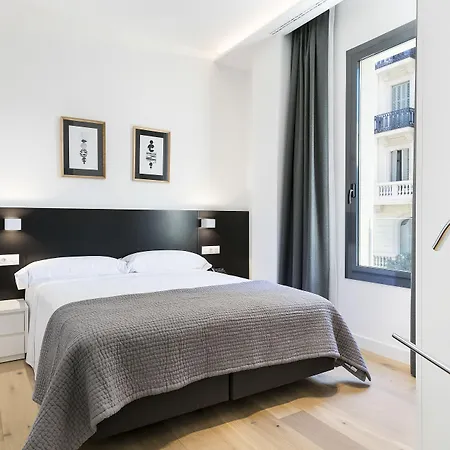 Aparthotel Murmuri Mercader 4*