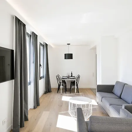 Aparthotel Murmuri Mercader 4*