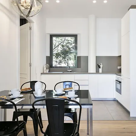 Murmuri Mercader Aparthotel