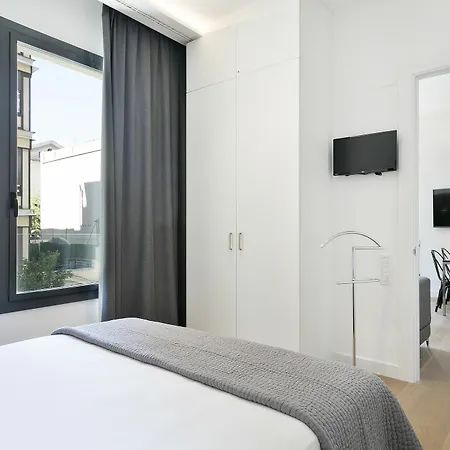 Murmuri Mercader Apartahotel